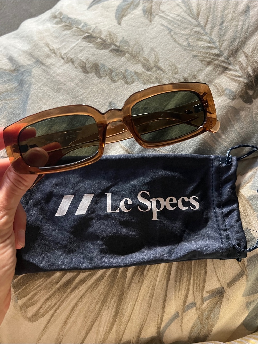Dynamite Le Specs Shades